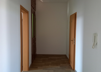 Musterbeispiel Flur - 3-Raum Wohnung in Bahnhofsnähe!