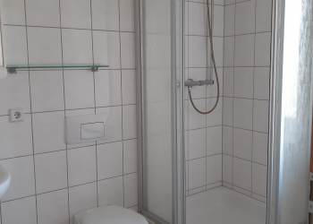 Bad - 2-Raum Wohnung in Fraureuth!