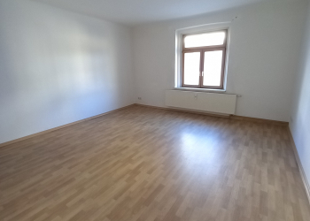 2 Raum Wohnung in zentraler Lage, 08412 Werdau, Etagenwohnung