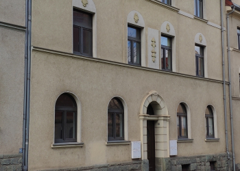 2-Raum Wohnung in zentraler Lage mit EBK, 08412 Werdau, Dachgeschosswohnung