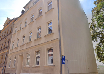 Gemütliche 3-Raum-Wohnung im Zentrum!, 08412 Werdau, Dachgeschosswohnung
