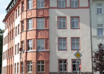 Zentrumsnahe 4 Raum Wohnung, 08412 Werdau, Etagenwohnung
